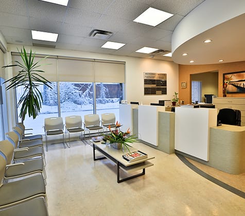 About Us | Clinique Dentaire Dr. S. Sgro & Dr. J. Lang | Montreal Dentist