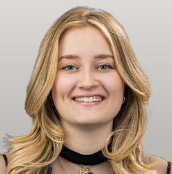 Dre Jade Roza Greenfield Park Dentiste généraliste